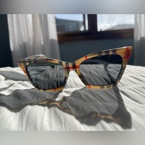NEW Burberry Sunglasses - Elsa